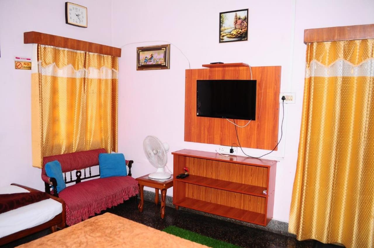 Park Corner Home Stay Coonoor Extérieur photo