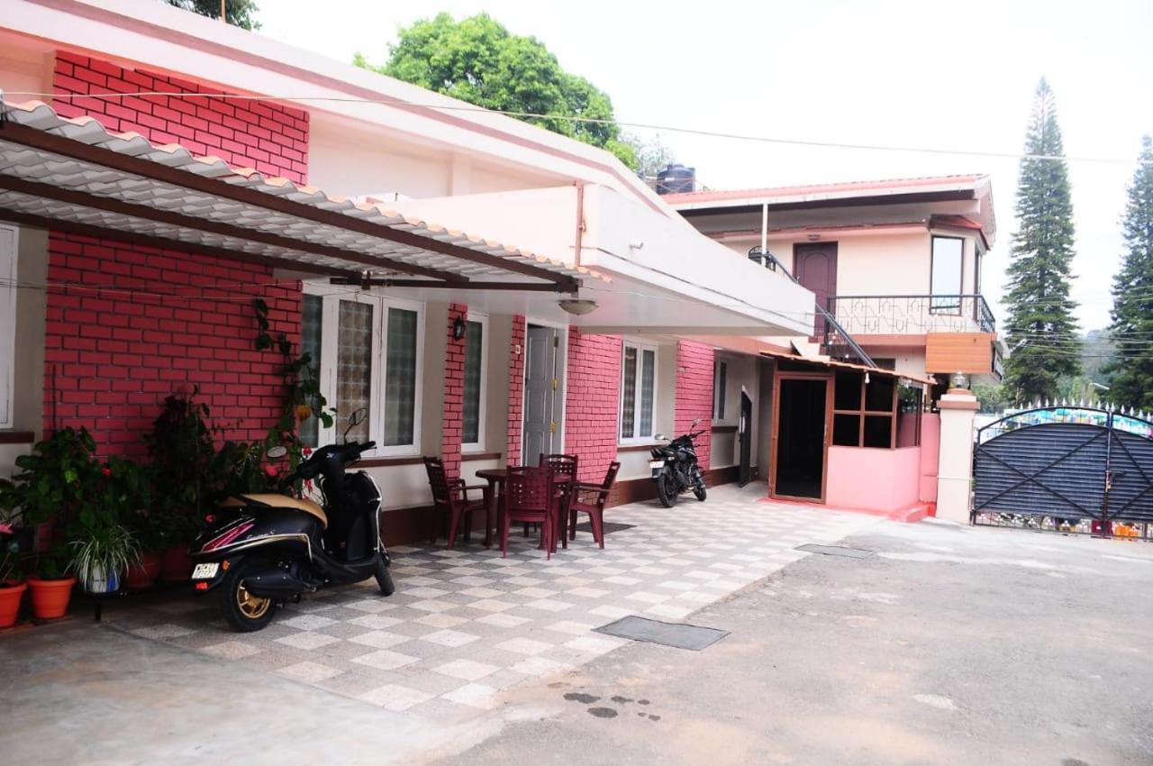 Park Corner Home Stay Coonoor Extérieur photo